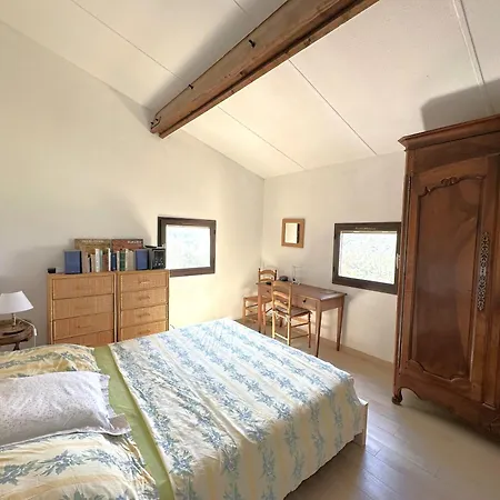 Mazet Gaspard Climatise Pour 7 Personnes Sur Le Domaine De Valcros A Les-maures וילה לה-לונד-לה-מורה